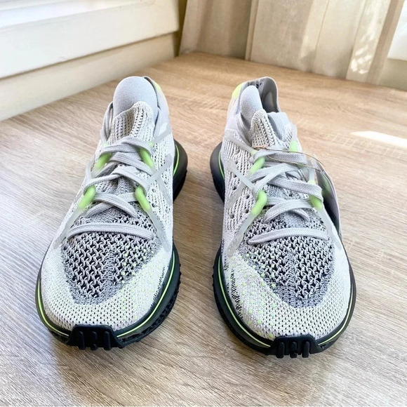 NWT Adidas Originals 4D Fusio Sneakers Shoes Running Grey Solar Yellow Women 9 - Picture 14 of 17